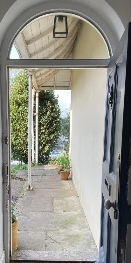 Luxury Flat In Totnes Apartment Bagian luar foto